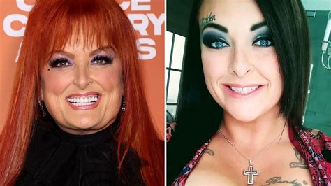 pictures of wynonna judd's daughter.